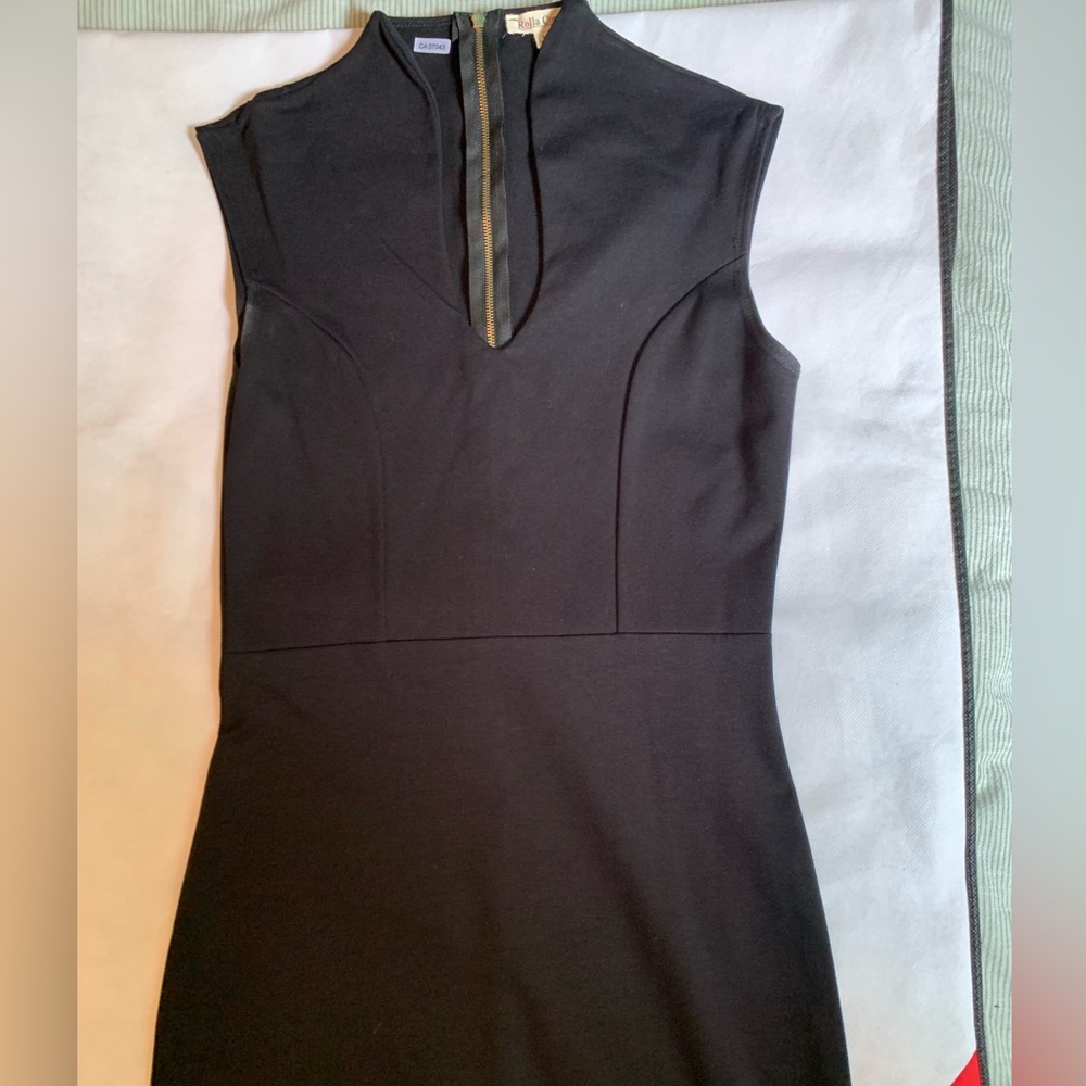 Fitted black dress